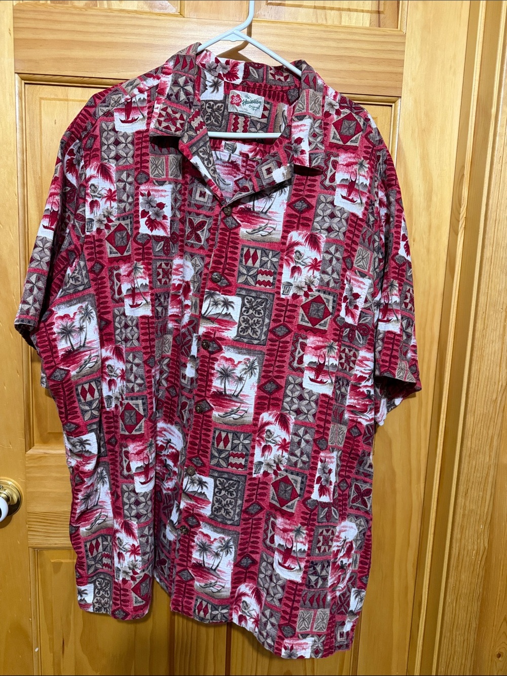 Vintage Hilo Hattie Red Hawaiian Print Camp Shirt, Size 5X.